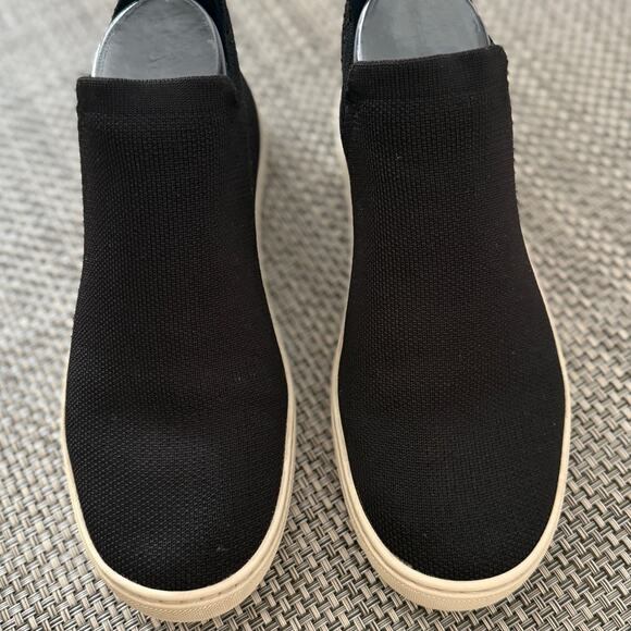 ROTHYS The Chelsea Classic Slip On Sneakers Boots Black 7.5 Comfort Minimalist - Picture 2 of 6